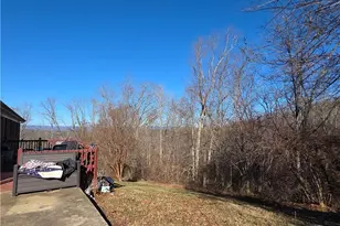 166 Town Ln, Mount Airy, NC 27030 - Photo 18