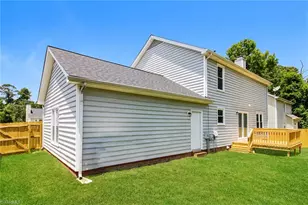 3607 Garden Place Rd, Greensboro, NC 27406 - Photo 14