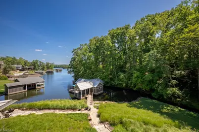 117 N Stillwood Lane, Semora, NC 27343 - Photo 4