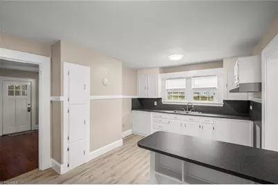 211 Spencer Street, High Point, NC 27265 - Photo 6