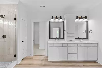 8601 Lemur Lane, Summerfield, NC 27358 - Photo 24