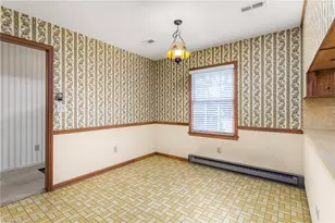 209 Dillard St, Mebane, NC 27302 - Photo 6