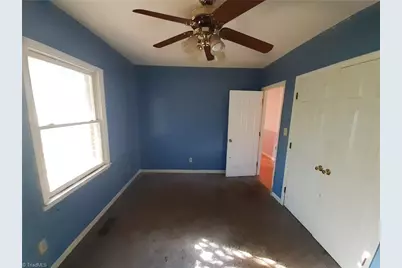 4605 Oak Park Drive, Pfafftown, NC 27040 - Photo 12