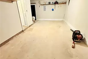 9 Bellows Ct, Greensboro, NC 27407 - Photo 24