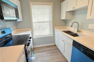 9 Bellows Ct, Greensboro, NC 27407 - Photo 18