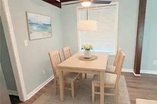 9 Bellows Ct, Greensboro, NC 27407 - Photo 4