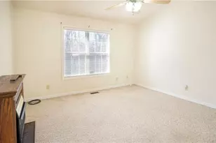 111 Seward Ave, High Point, NC 27265 - Photo 4