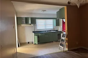 2027 Florida St, Greensboro, NC 27401 - Photo 4