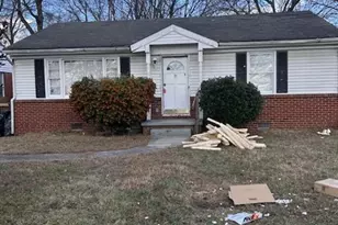 2027 Florida St, Greensboro, NC 27401 - Photo 2