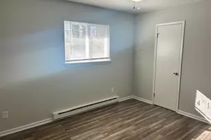 201 Woodnell St, Greensboro, NC 27405 - Photo 6