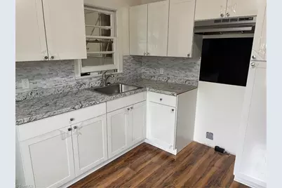 15 Hawthorne Lane, Lexington, NC 27295 - Photo 4