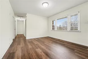 2702 Lilac Dr, Greensboro, NC 27408 - Photo 4