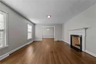 2804 W Cornwallis Dr, Greensboro, NC 27408 - Photo 4