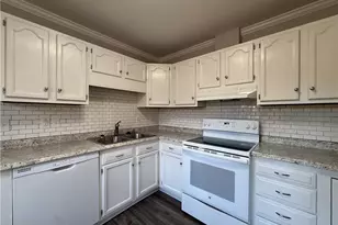 205 Guinevere Ct, Winston-Salem, NC 27104 - Photo 4