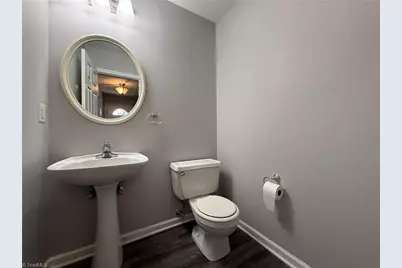 205 Guinevere Court, Winston-Salem, NC 27104 - Photo 10