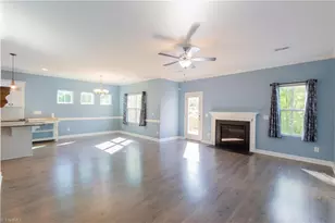1728 Valleybrook Ct, Clemmons, NC 27012 - Photo 6