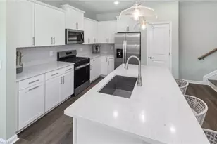 3403 Pilot Mill Dr, McLeansville, NC 27301 - Photo 4