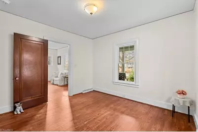 1107 Lexington Avenue, Greensboro, NC 27403 - Photo 16