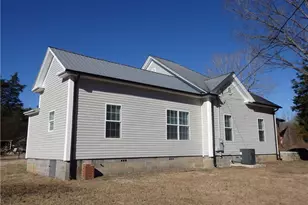 491 W Peacock Ave, Denton, NC 27239 - Photo 10