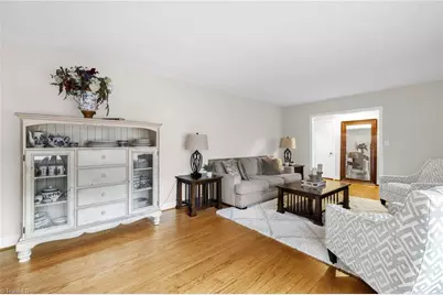 4004 Dogwood Drive, Greensboro, NC 27410 - Photo 4