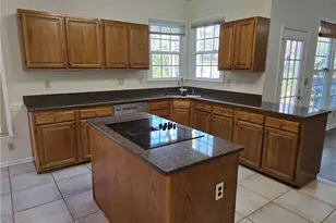 5104 Grist Mill Ct, Greensboro, NC 27455 - Photo 6