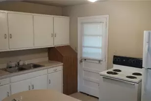 2913 Dexter Ave, Greensboro, NC 27407 - Photo 2