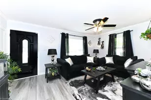 834 Ross Ave, Greensboro, NC 27406 - Photo 6