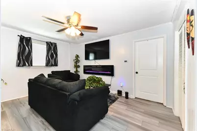 834 Ross Avenue, Greensboro, NC 27406 - Photo 10