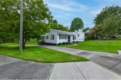 834 Ross Avenue, Greensboro, NC 27406 - Photo 1