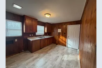 1101 Easton Road, Greensboro, NC 27405 - Photo 2