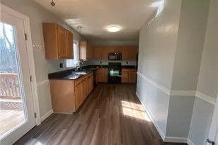 5716 Spice Meadow Ln, Winston-Salem, NC 27106 - Photo 8