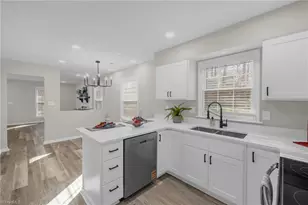 4618 Lawndale Dr, Greensboro, NC 27455 - Photo 14