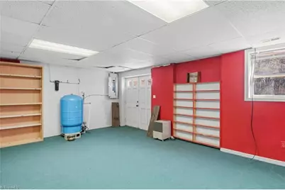 4821 Old US Highway 421 E, Yadkinville, NC 27055 - Photo 30