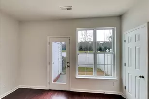 1139 Kelso Ln, Burlington, NC 27215 - Photo 10