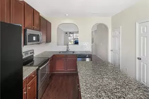 1139 Kelso Ln, Burlington, NC 27215 - Photo 2