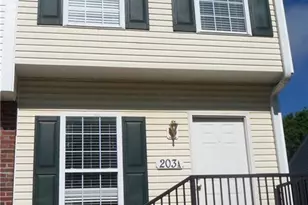 203A Nelson St, Pilot Mountain, NC 27041 - Photo 1