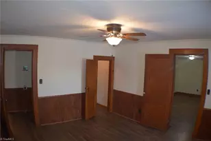 6600 Windsor Rd, Hamptonville, NC 27020 - Photo 10