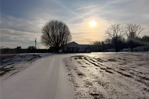 6600 Windsor Rd, Hamptonville, NC 27020 - Photo 2