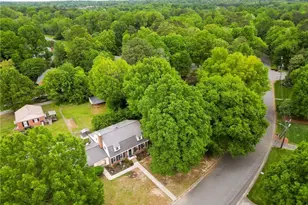 2021 Sunnybrook Dr, Burlington, NC 27215 - Photo 50