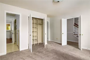 2021 Sunnybrook Dr, Burlington, NC 27215 - Photo 6