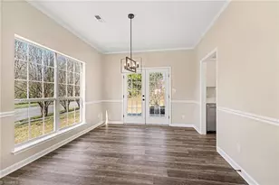 3165 Hickory Ridge Dr, Winston-Salem, NC 27127 - Photo 10