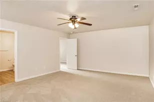 4656 Chapel Ridge Dr, Greensboro, NC 27405 - Photo 8