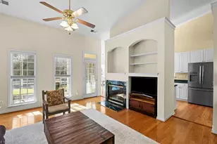 118 Riverwalk Ln, Jamestown, NC 27282 - Photo 4