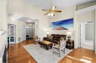 118 Riverwalk Ln, Jamestown, NC 27282 - Photo 2