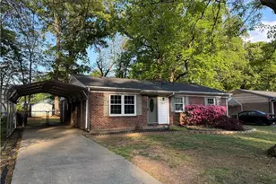 3614 Flint St, Greensboro, NC 27405 - Photo 2