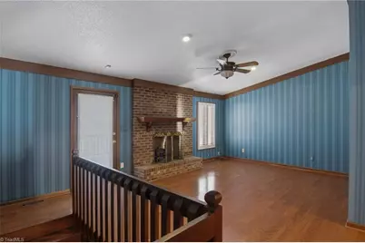 213 Ridgehaven Drive, Winston-Salem, NC 27104 - Photo 4