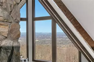 4930 Brushy Mountain Rd, Wilkesboro, NC 28654 - Photo 8