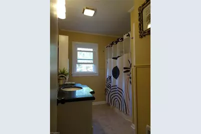 345 E Starmount Avenue, Liberty, NC 27298 - Photo 12