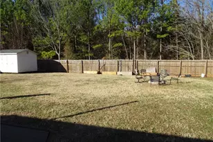 345 E Starmount Ave, Liberty, NC 27298 - Photo 16