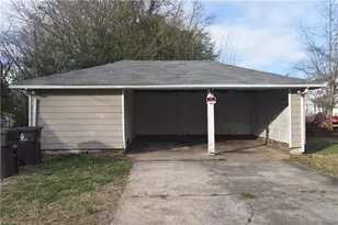 1045 Brookline St, Winston-Salem, NC 27107 - Photo 2